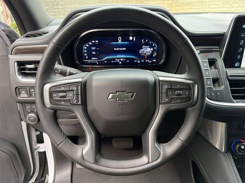 Used 2023 Chevrolet Tahoe Z71 w/ Luxury Package image 24