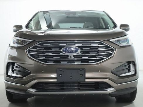 Used 2019 Ford Edge Titanium w/ Equipment Group 301A AWD/4WD image 5
