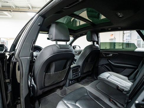 Used 2020 Audi Q8 Premium w/ Black Optic Package image 54
