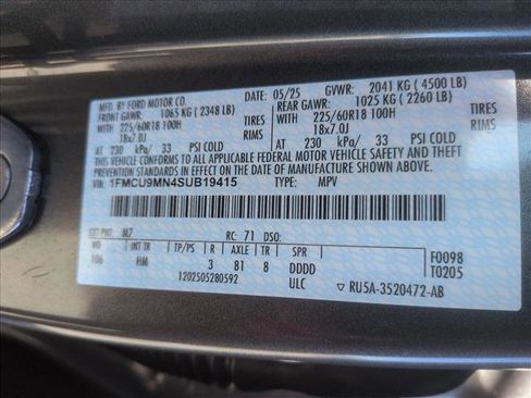 Used 2025 Ford Escape ST-Line image 25