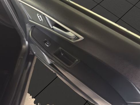 Used 2023 Ford Edge SEL image 17