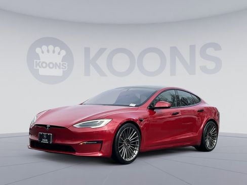 Used 2021 Tesla Model S Plaid image 1