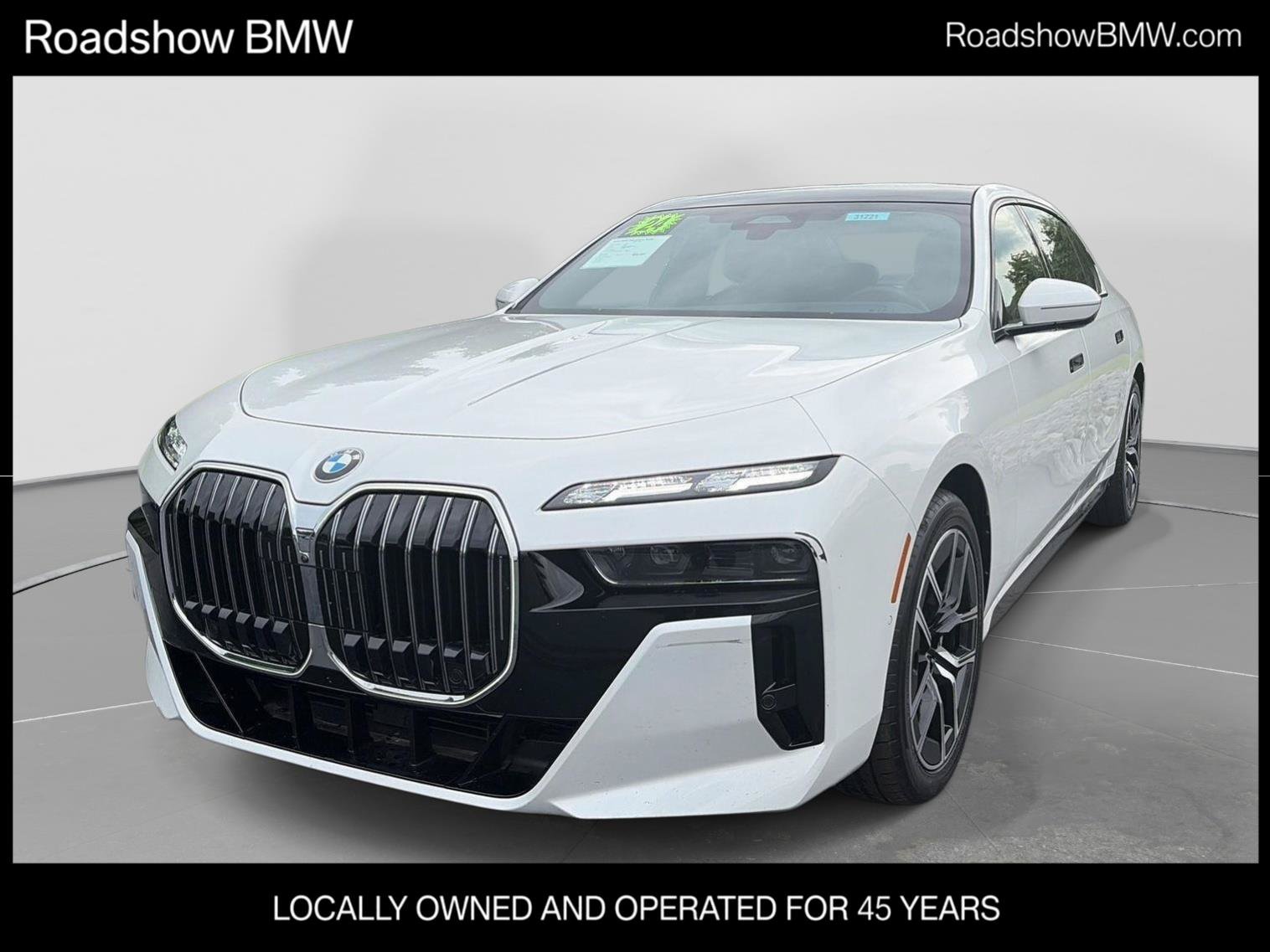 Used 2024 BMW 760i xDrive w/ Executive Package AWD/4WD image 1