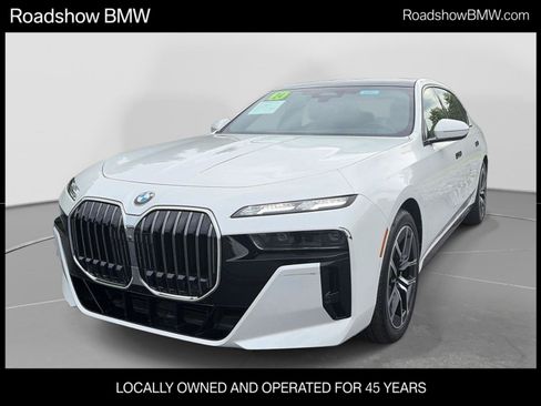 Used 2024 BMW 760i xDrive w/ Executive Package AWD/4WD image 1