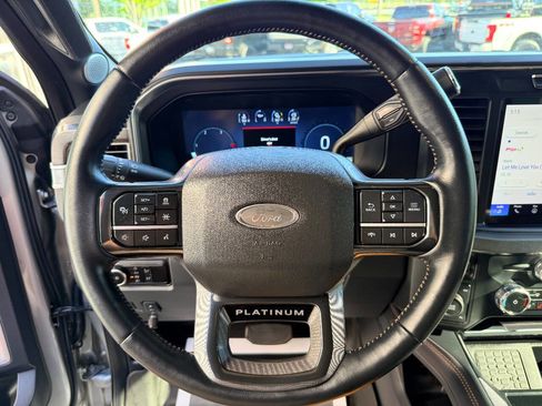Used 2024 Ford F450 Platinum w/ FX4 Off-Road Package image 31