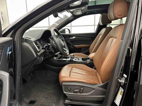 Certified 2023 Audi Q5 2.0T Premium w/ Convenience Package AWD/4WD image 12