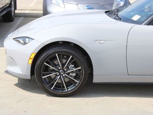 Used 2025 MAZDA MX-5 Miata Grand Touring RWD image 4