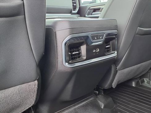 Used 2025 Chevrolet Silverado 2500 LTZ w/ LTZ Premium Package image 25