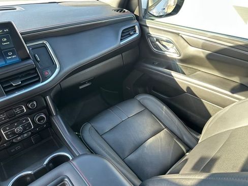 Used 2022 Chevrolet Tahoe RST AWD/4WD image 25