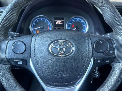 Used 2017 Toyota Corolla LE image 20