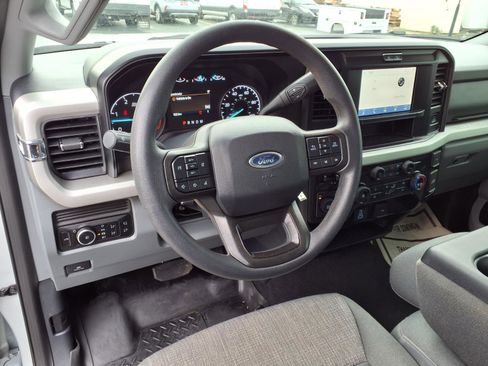 Used 2025 Ford F350 XLT w/ FX4 Off-Road Package image 3