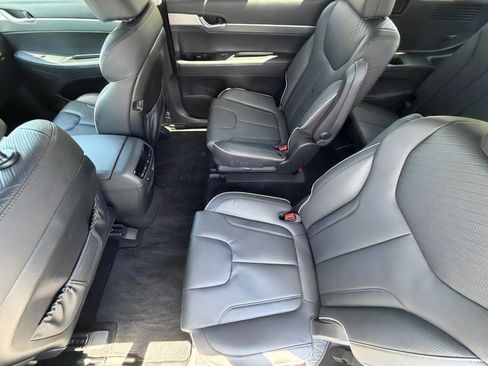 Used 2023 Hyundai Palisade SEL w/ Cargo Package FWD image 13