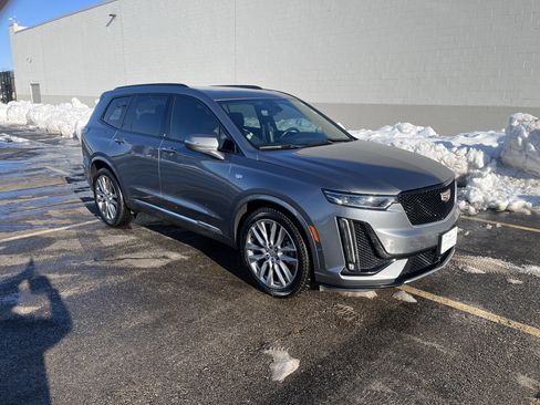 Used 2020 Cadillac XT6 Sport w/ Platinum Package image 8