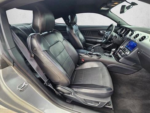 Used 2020 Ford Mustang Premium image 18