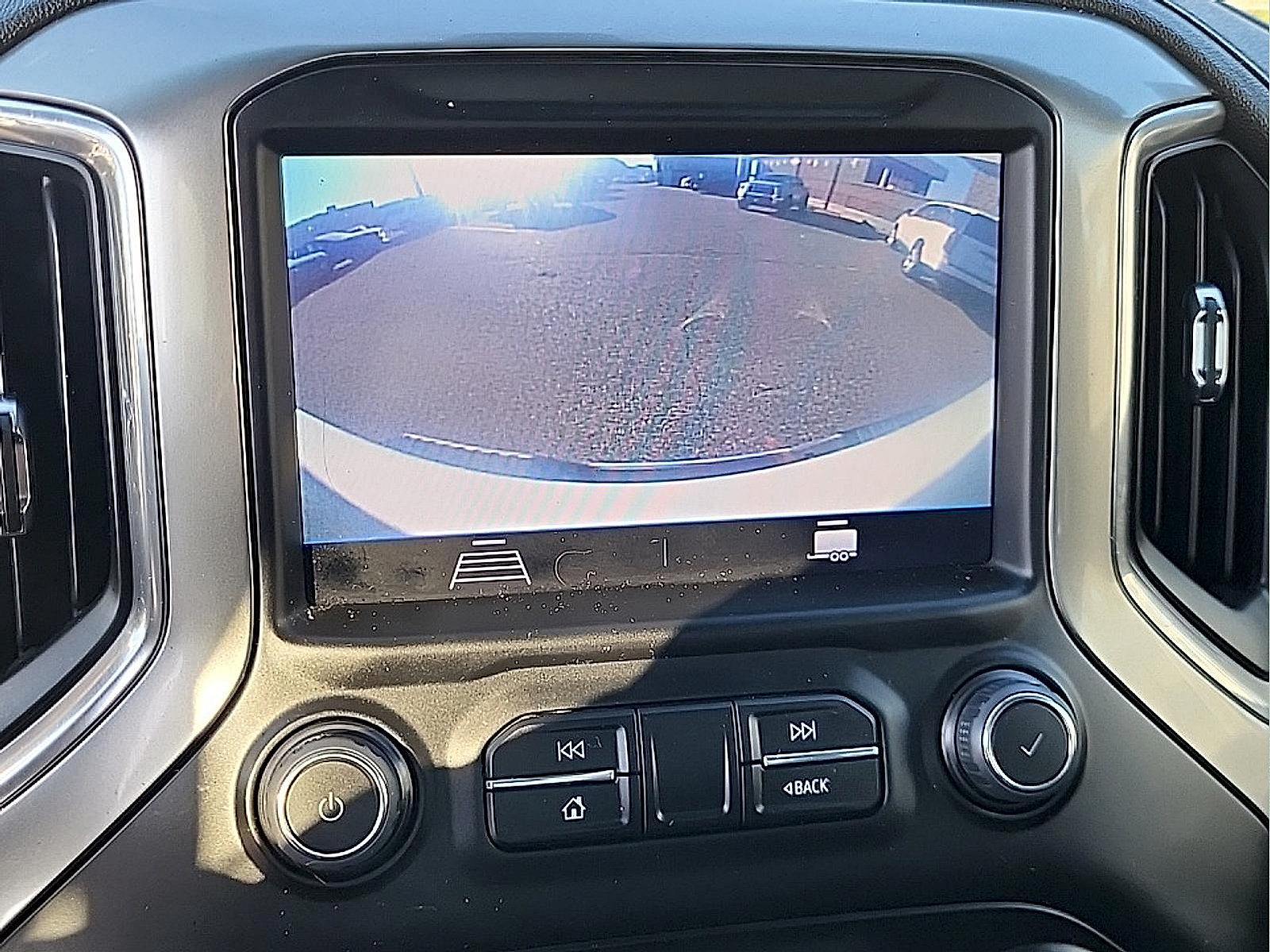 Used 2023 Chevrolet Silverado 2500 LT AWD/4WD image 24