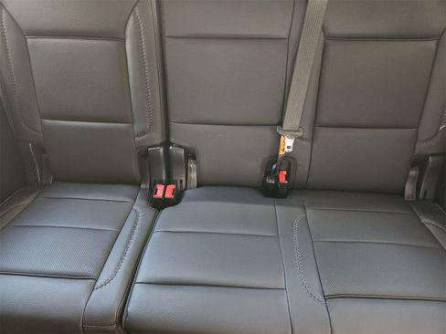 Used 2025 GMC Yukon Denali image 29