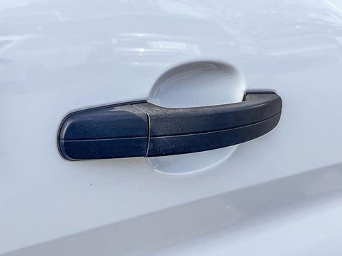 Used 2021 Ford Transit 350 XLT image 12