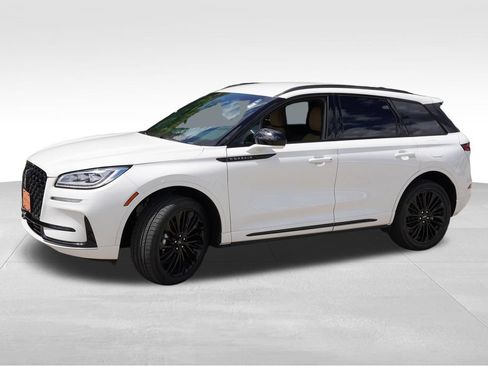 Used 2023 Lincoln Corsair Reserve w/ Jet Appearance Package AWD/4WD image 10