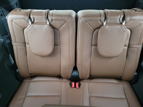 Certified 2023 Lincoln Aviator Reserve w/ Elements Package Plus image 20