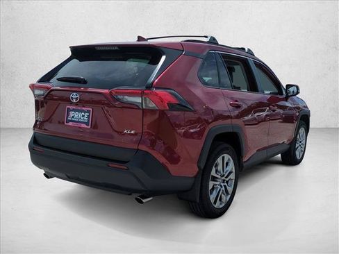 Certified 2025 Toyota RAV4 XLE Premium FWD image 5