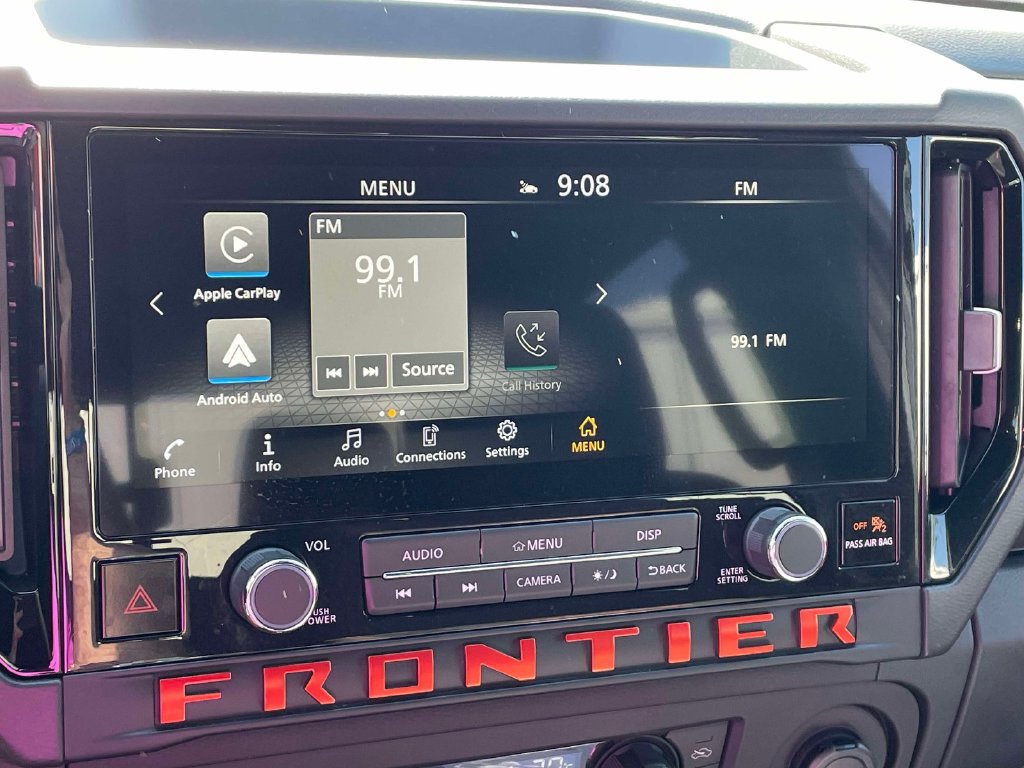 Used 2025 Nissan Frontier PRO-4X AWD/4WD image 25