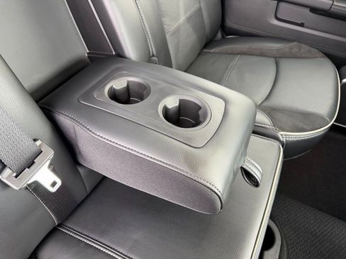 Used 2024 RAM 2500 Laramie w/ Night Edition image 39