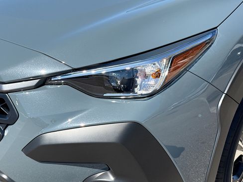 Certified 2025 Subaru Crosstrek 2.0i Premium image 9