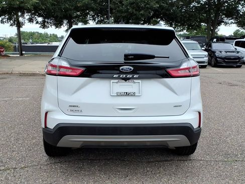 Certified 2024 Ford Edge SEL w/ Convenience Package AWD/4WD image 4