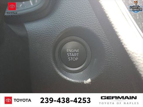 Certified 2025 Toyota Corolla Cross LE FWD image 33