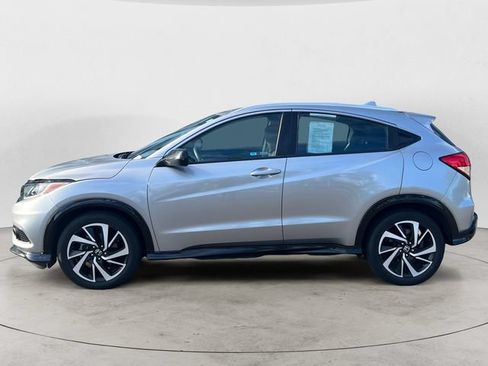Used 2019 Honda HR-V Sport image 2