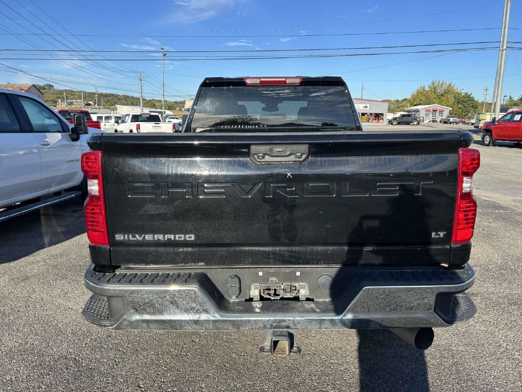 Used 2025 Chevrolet Silverado 2500 LT w/ Convenience Package AWD/4WD image 4