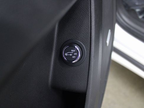 Used 2021 Chevrolet Traverse Premier w/ LPO, Floor Liner Package image 15