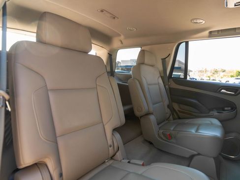 Used 2020 Chevrolet Tahoe Premier AWD/4WD image 44