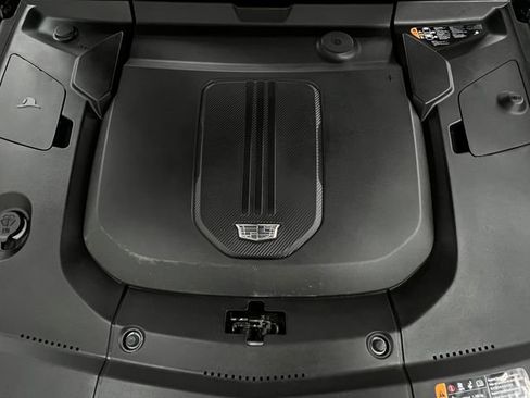 Used 2024 Cadillac Lyriq Tech image 13
