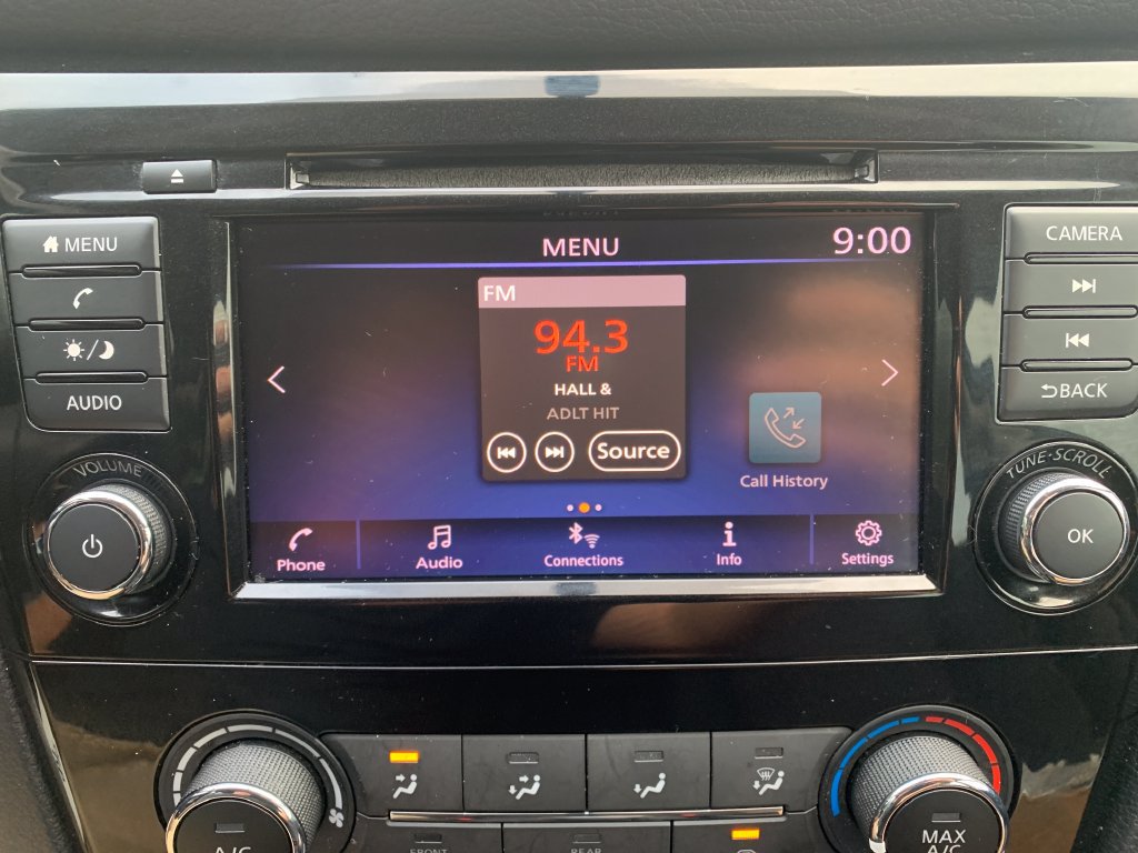 Used 2018 Nissan Rogue S AWD/4WD image 13