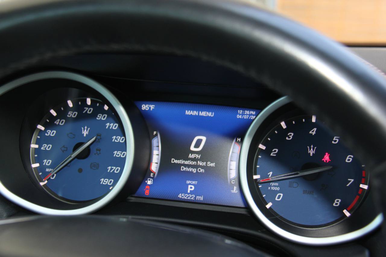 Used 2018 Maserati Ghibli RWD image 13