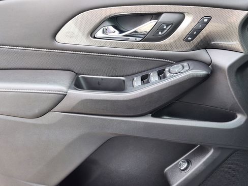 Certified 2023 Chevrolet Traverse Premier w/ Redline Edition image 24