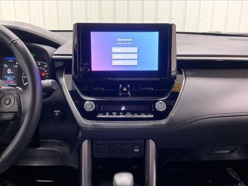 Certified 2024 Toyota Corolla Cross SE Hybrid w/ Moonroof Package image 7