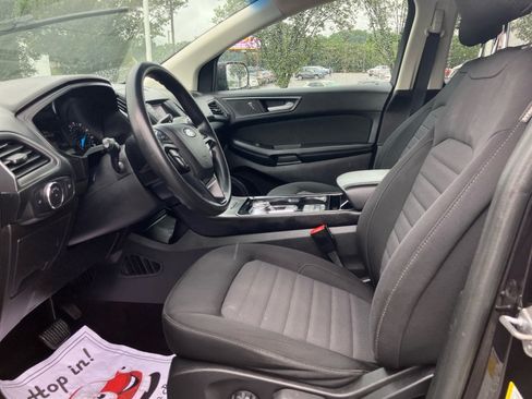 Used 2019 Ford Edge SE FWD image 34