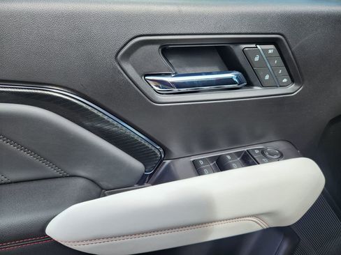 New 2026 GMC Canyon AT4X w/ LPO, Black Badging Package image 19