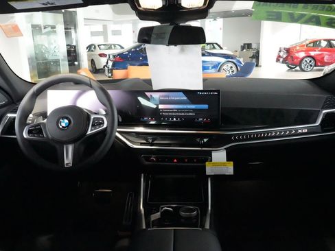 New 2026 BMW X6 xDrive40i w/ Climate Comfort Package AWD/4WD image 7
