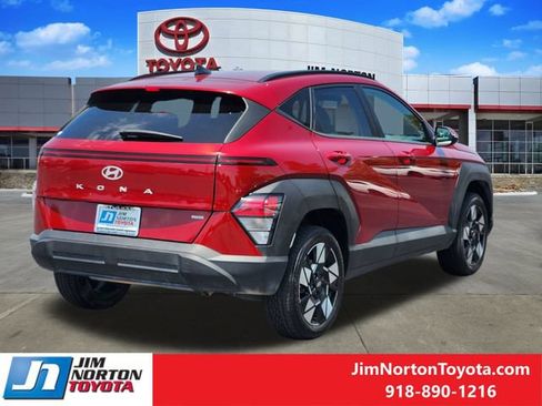 Used 2025 Hyundai Kona SEL AWD/4WD image 5