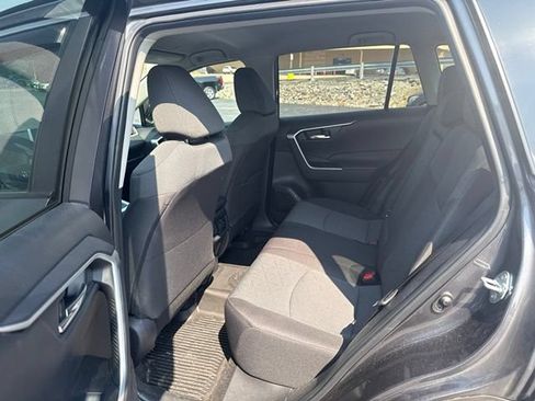 Used 2024 Toyota RAV4 XLE AWD/4WD image 23