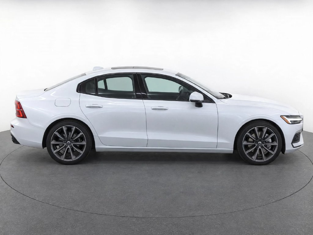 Used 2019 Volvo S60 T5 Momentum w/ Multimedia Package FWD image 8