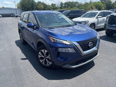 Used 2023 Nissan Rogue SV AWD/4WD image 3