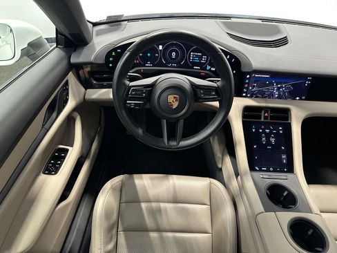 Used 2021 Porsche Taycan RWD image 21