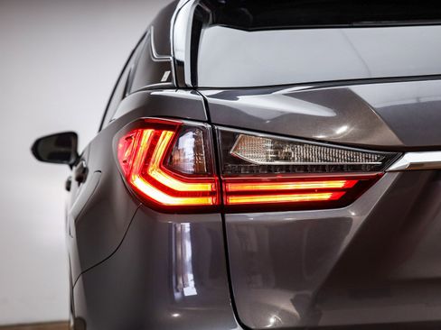 Used 2018 Lexus RX 450h F Sport image 10