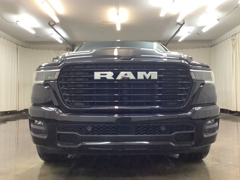 Used 2025 RAM 1500 Laramie w/ Sport Appearance Package AWD/4WD image 10