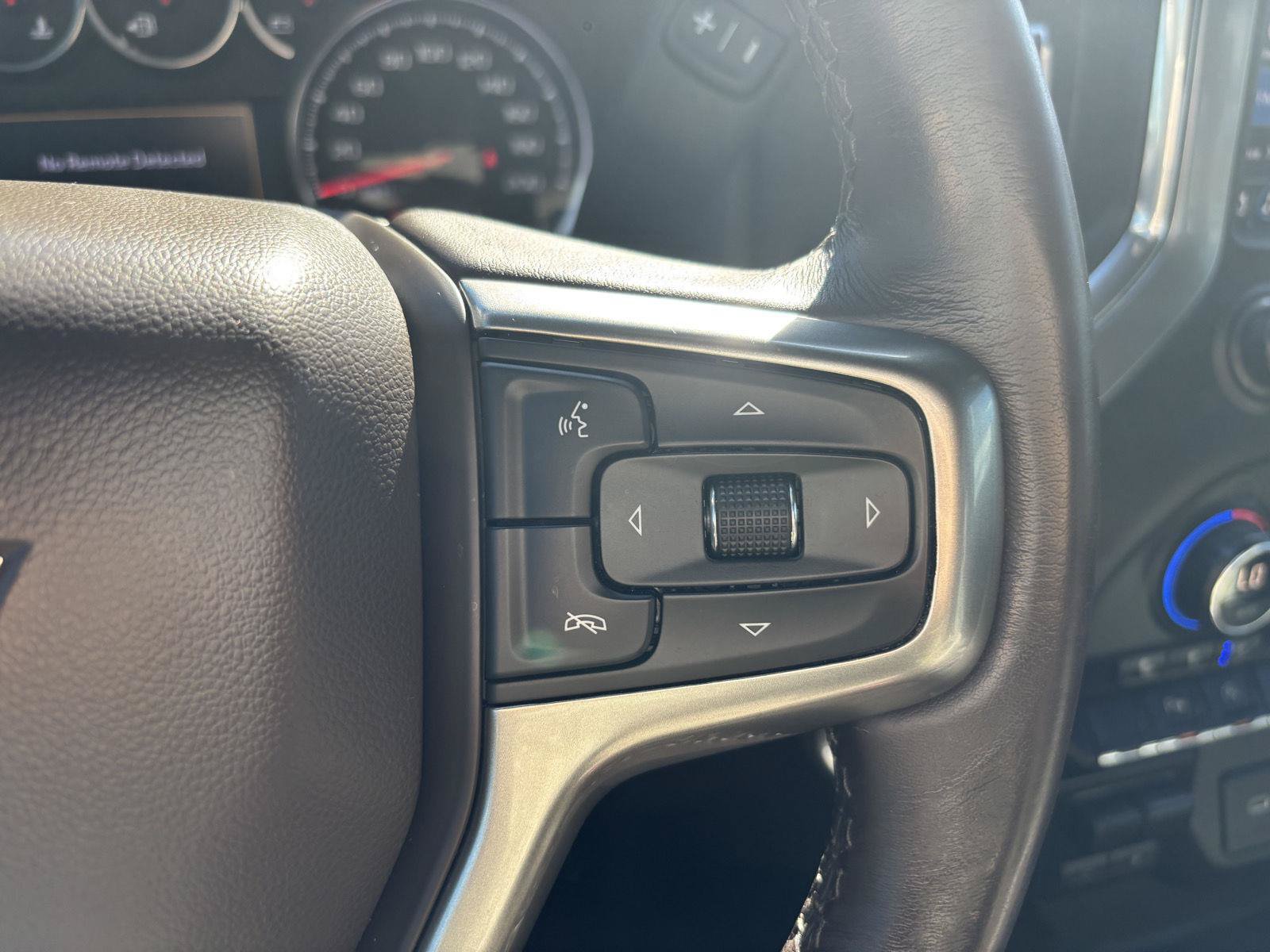 Used 2021 Chevrolet Silverado 1500 LTZ AWD/4WD image 22