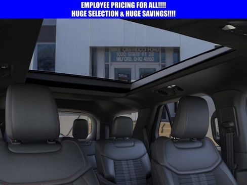 New 2026 Ford Explorer ST-Line w/ ST-Line Street Pack AWD/4WD image 22